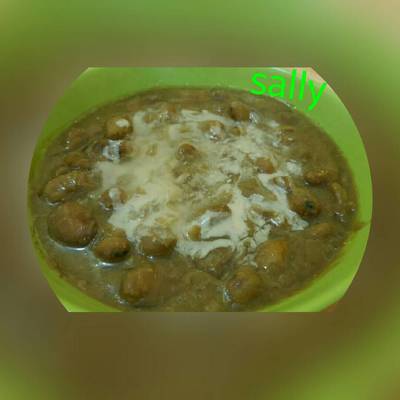  فول بالطحينة والزيت والكمون 