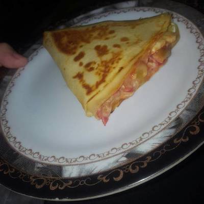  كريب بالجبن الرومى 