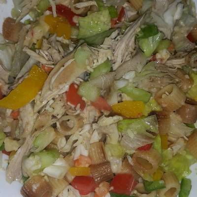  مكرونة سلطة فراخ 