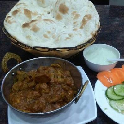  لحم الغنم بالكاري 