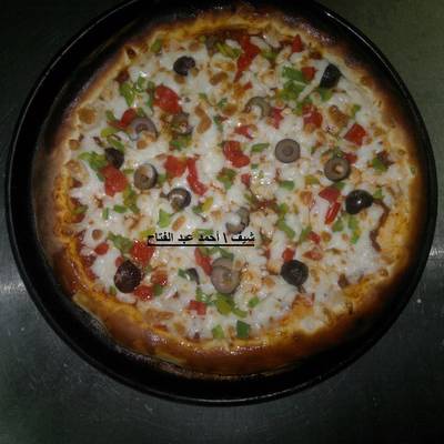  بيتزا مرجريتا (جبنه) 