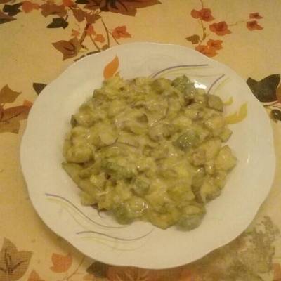  سلطة الكوسة المحمرة 