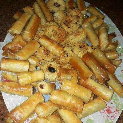  حلى الجلاش والكنافه 