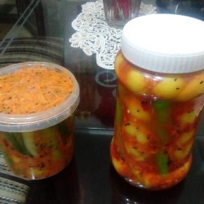  ليمون وفلفل وخيار مخلل 