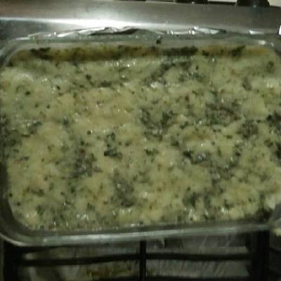  بطاطس بيوريه بالسبانخ و اللحمة المفرومة 