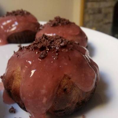  كب كيك بصوص الفراوله "لايت" 