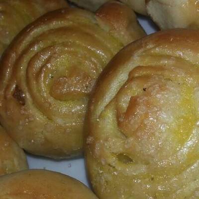  بريوش بحشوة الكاسترد 