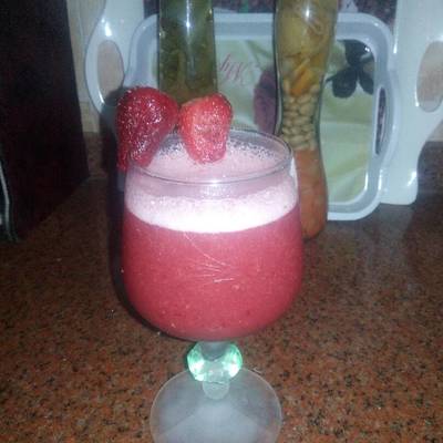  عصير فراوله سموثى 