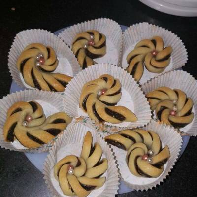  مقروط التمر الحلزوني 