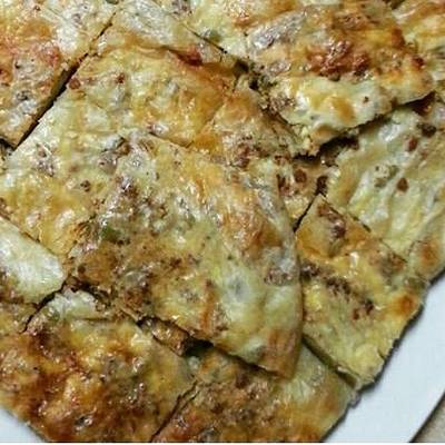  بيتزا الجلاش بالبسطرمه 