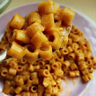  معكرونه بالزعتر المجفف 