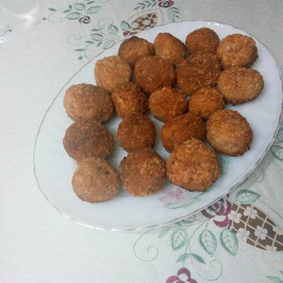  بطاطس مقلية بالجبنة الموتزاريلا 