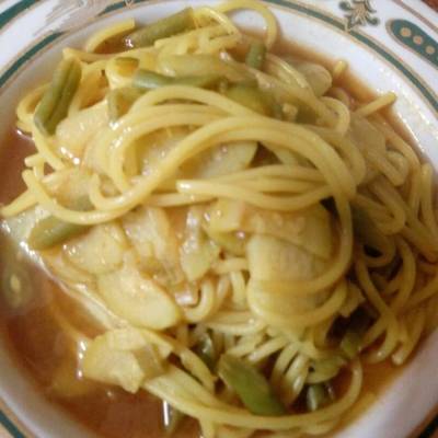  اندومي في البيت بالخضار 