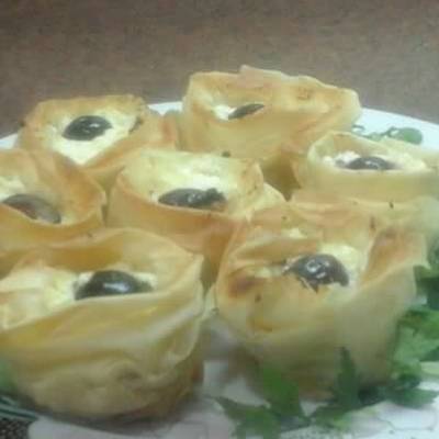  جلاش بالجبنه والزيتون 