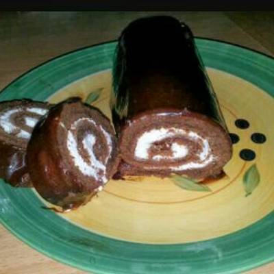  طريقه عمل سويسرول الشوكولاته ع طريقتي 