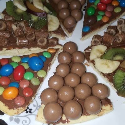  بيتزا النيوتلا 