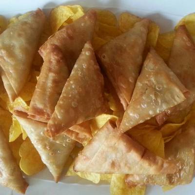  سمبوسك بالتونة 