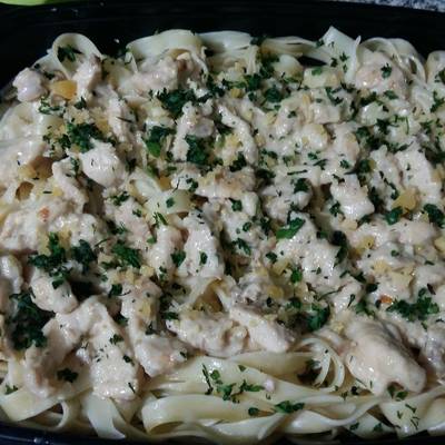  مكرونة الفريدو بالدجاح و الوايت صوص 