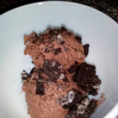  آيس كريم منزلي بطعم الشوكولاتة أو الفراولة سهل وبسيط 