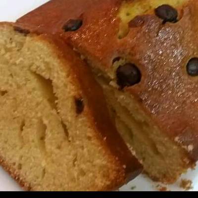  #كيكه ناجحه اسفنجيه هشه بحبيبات الشوكولاته 