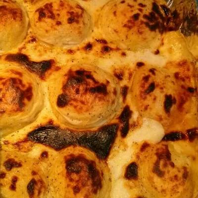  كرات البطاطس بالجبنه الفيتا والبشاميل 