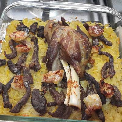  صينية أرز باللحم في الفرن 