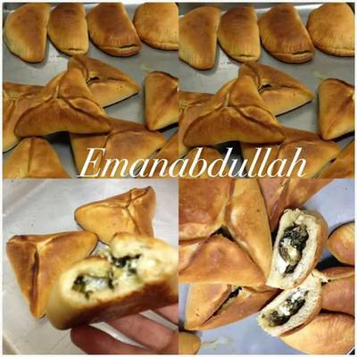  فطائر محشية سبانخ 