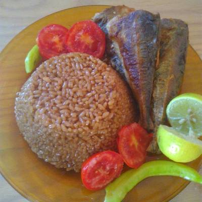  سمك مقلي مع رز صياديه 