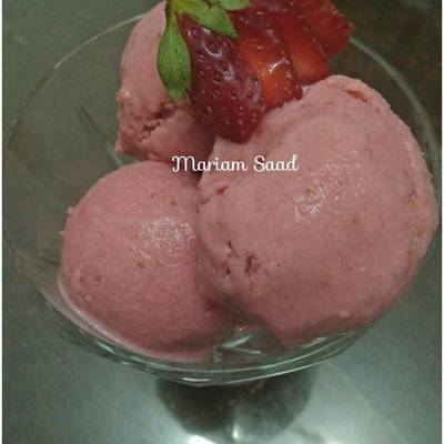  ايس كريم فراولة 