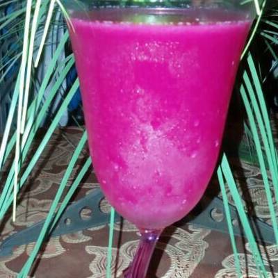  عصير الرمان والبنجر 