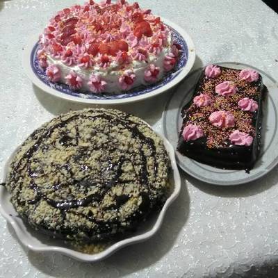  تورتات عيد ميلاد ابني امبارح 